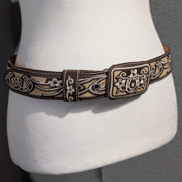 Murillo Belts Accessories - Embroidered Leather Western Horseshoe Belt